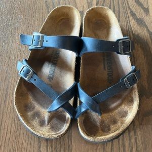 Birkenstock Mayari Sandal size 7-EU 38